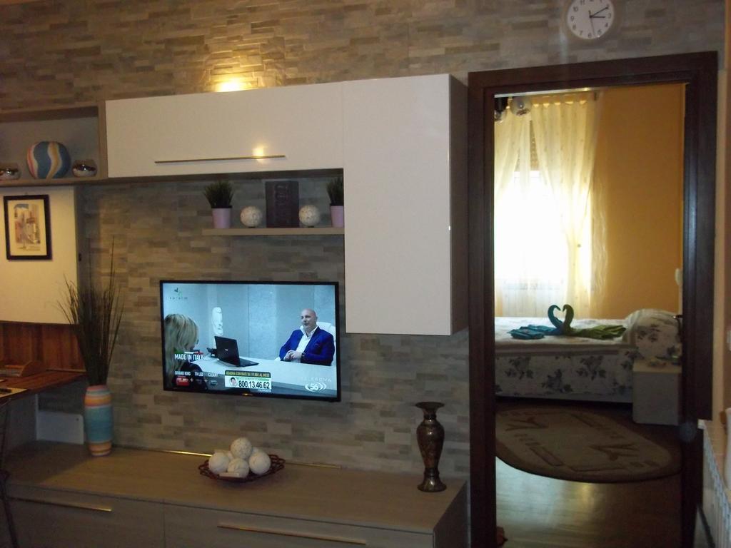 Il Sole Di Ostia Apartment Luaran gambar