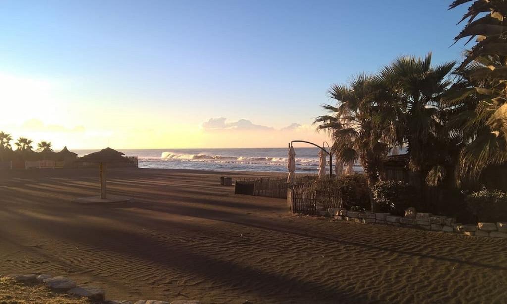 Il Sole Di Ostia Apartment Luaran gambar