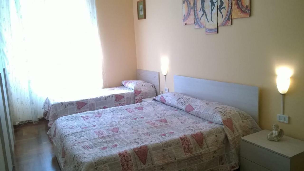 Il Sole Di Ostia Apartment Luaran gambar